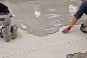 Application of MC-DUR PowerCoat.