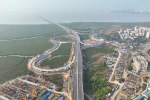 16.5 km of the total bridge length is located over the sea.