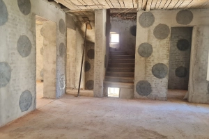 In a residential building in Zagreb the FRCM system was used.