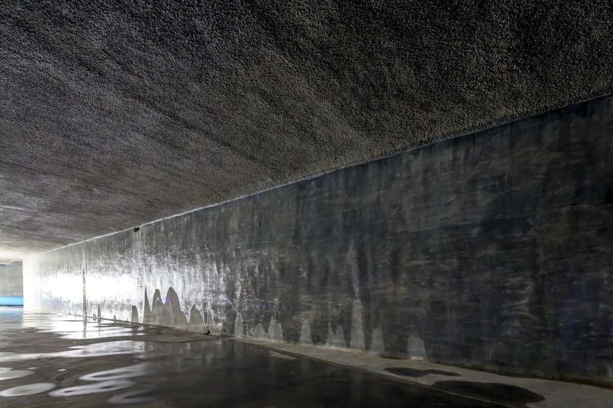 View of the finished water tank wall.