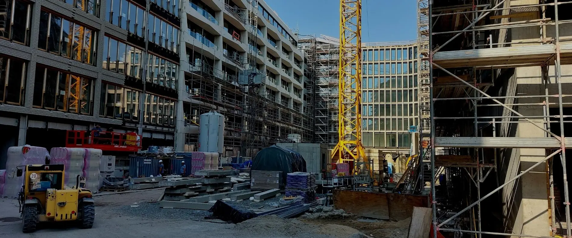 MC’s concrete cosmetics and waterproofing expertise were in great demand on the site of Berlin’s “Am Tacheles” reconstruction project.